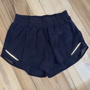 Lululemon Hotty Hot Low Rise Short 4"